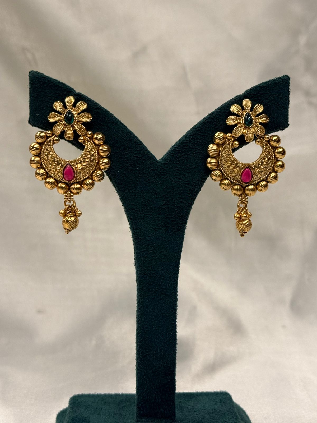 Antique Gold-Plated Chandbali Earrings with Ruby Accents,llb739