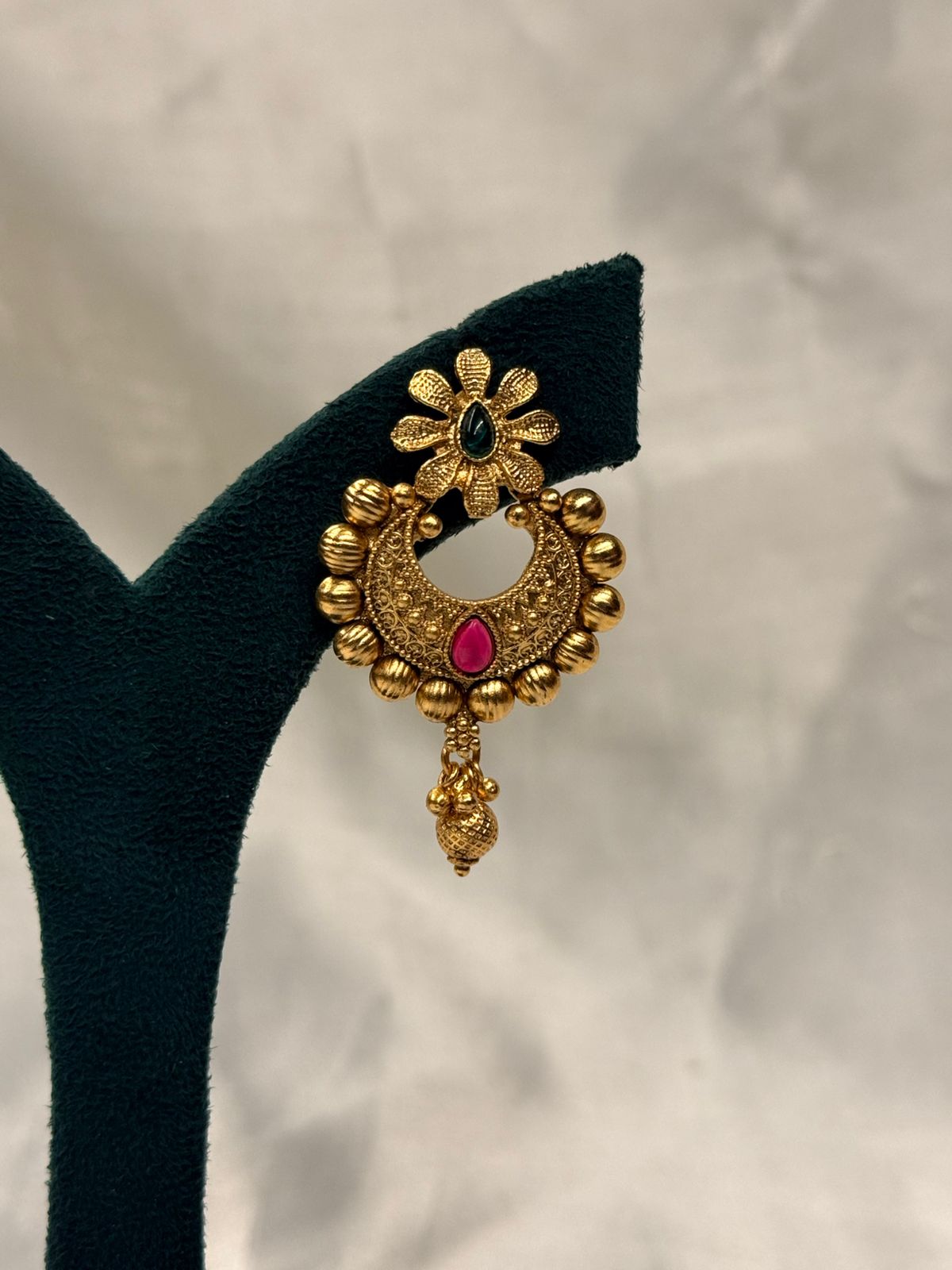 Antique Gold-Plated Chandbali Earrings with Ruby Accents,llb739