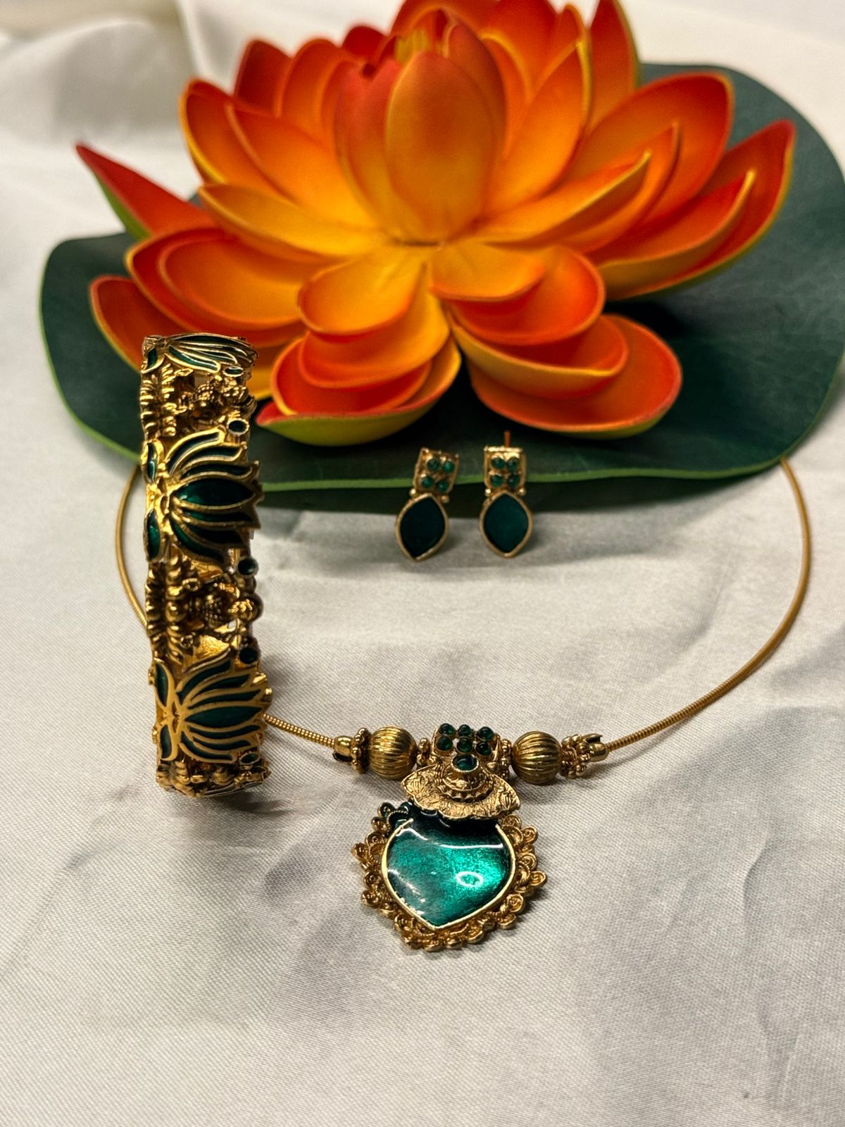 Buy 1 Get 1 free traditional lotus bangle,llb753