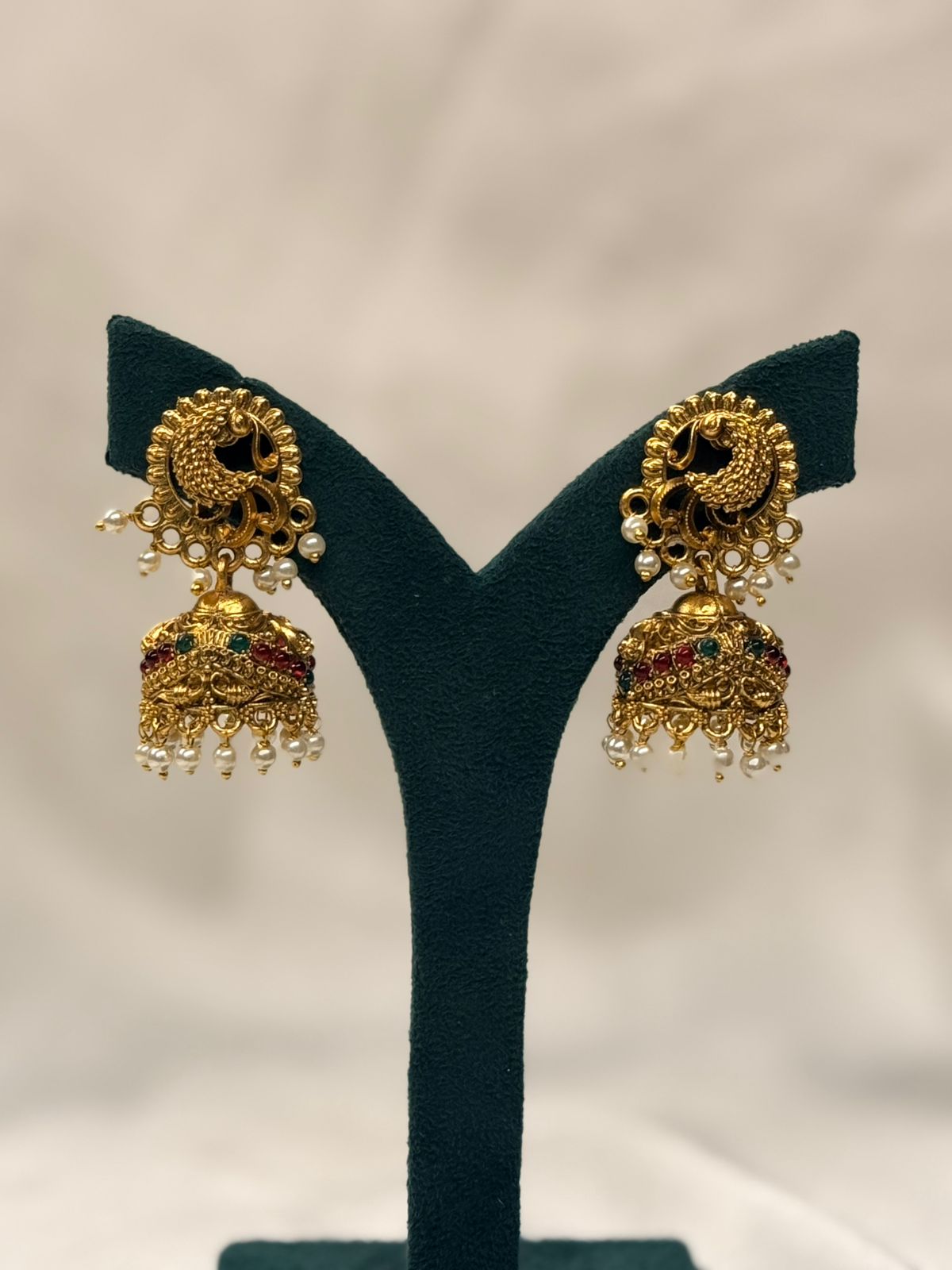 antiqu gold-finish peacock jhumka,llb761