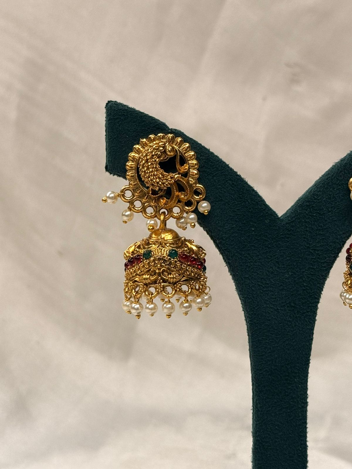antiqu gold-finish peacock jhumka,llb761