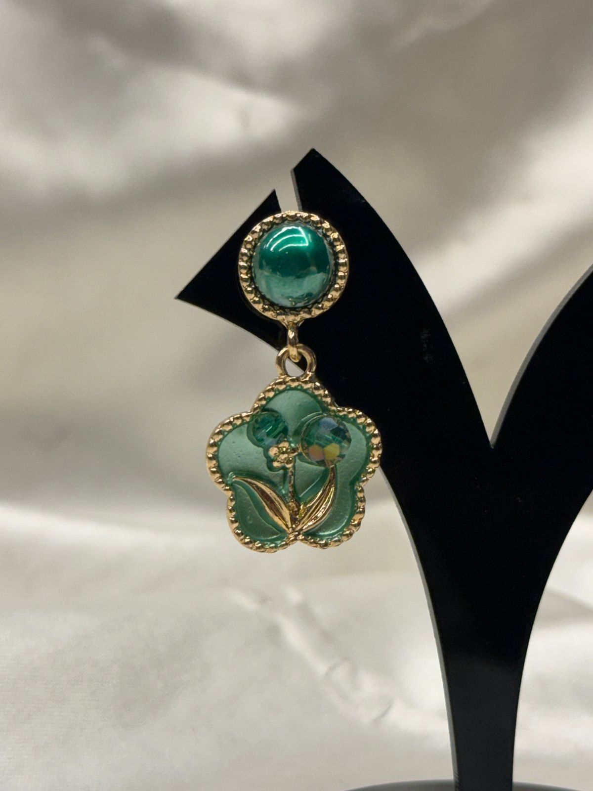 optimized title options with descriptions for this earring,llb668
