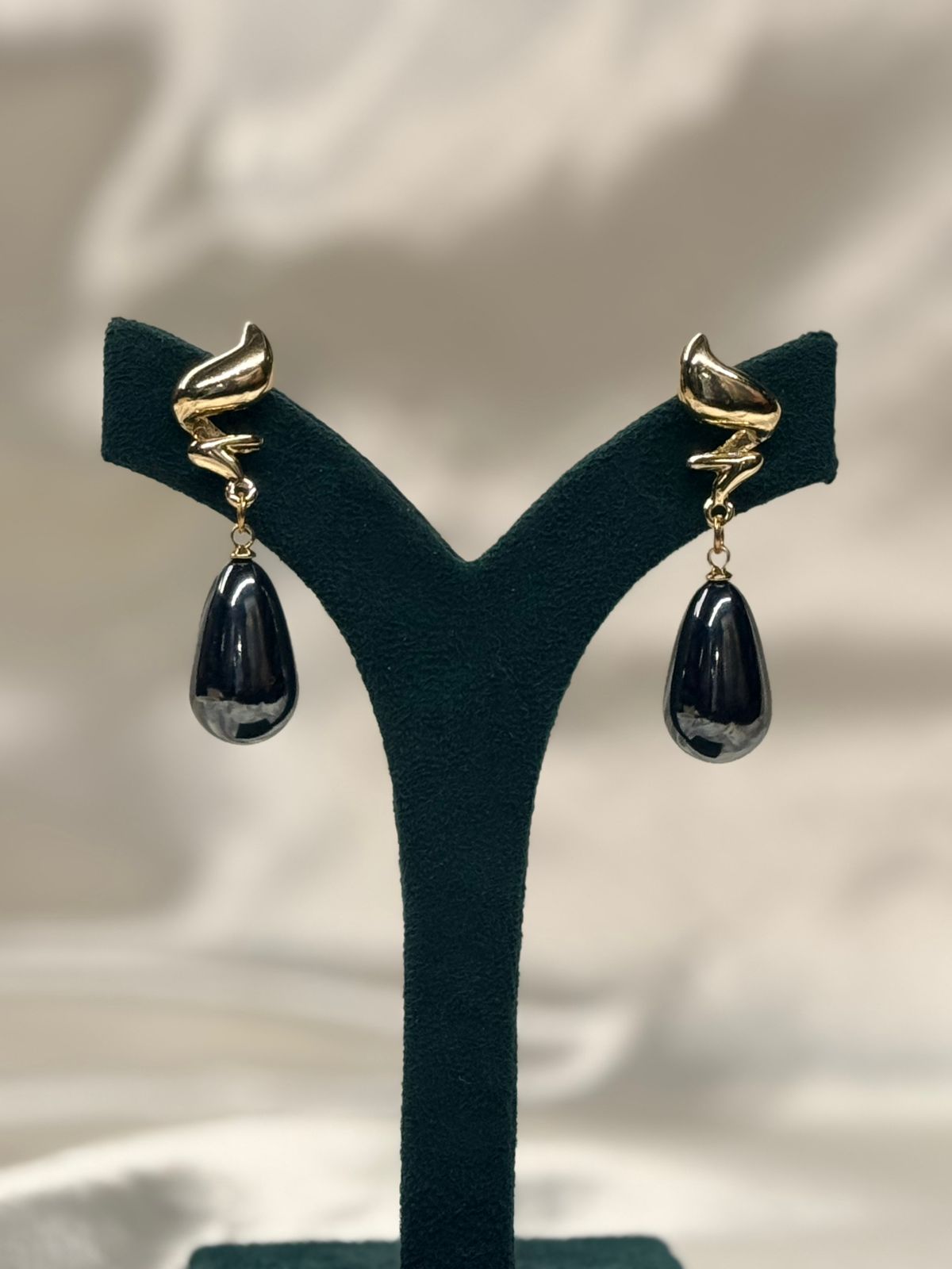 Elegant Gold & Black Teardrop Dangle Earrings,llb773