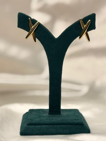 Modernist Sculptural Gold & Obsidian-Tone Drop Earrings,llb787