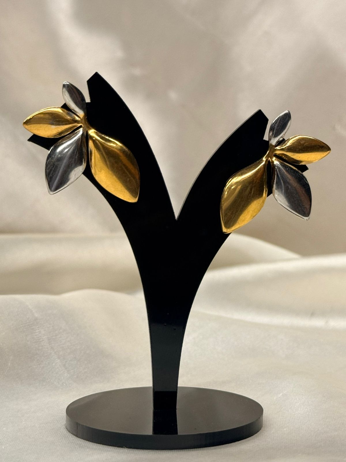 Elegant Leaf Design Gold & Silver Earring,llb797