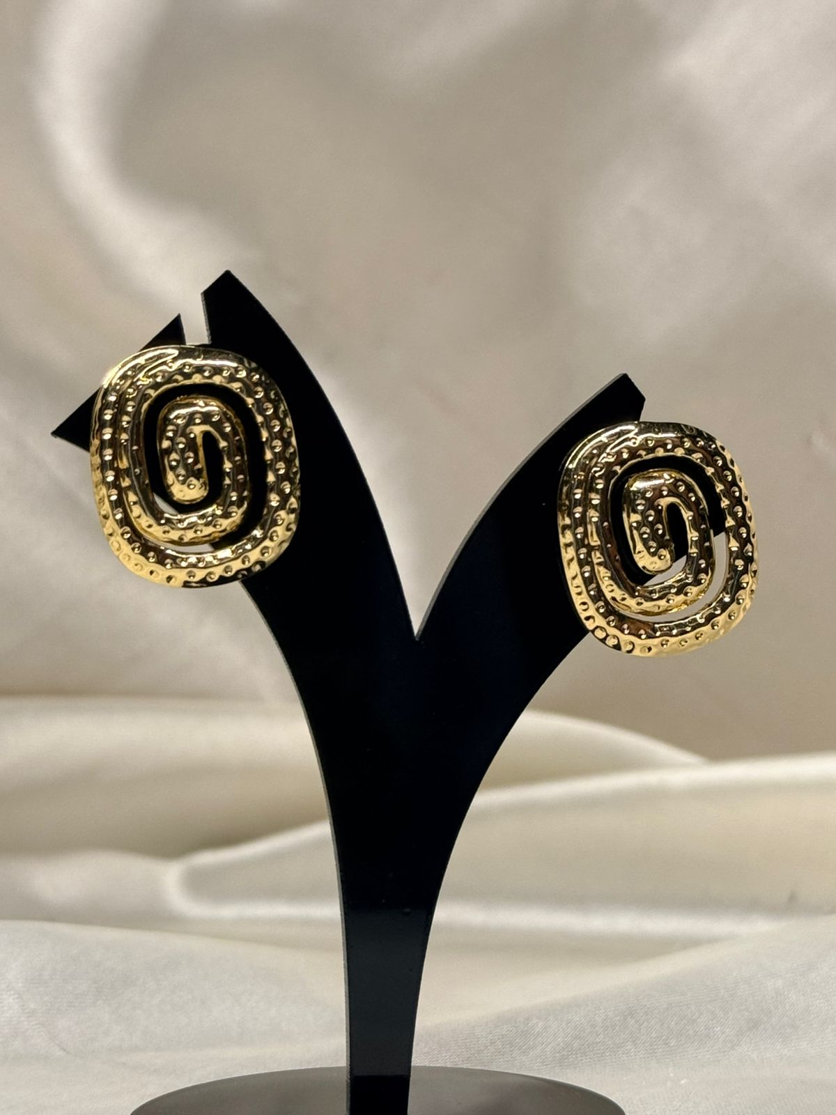 Trendy Gold Spiral Stud Earrings for Women,llb795