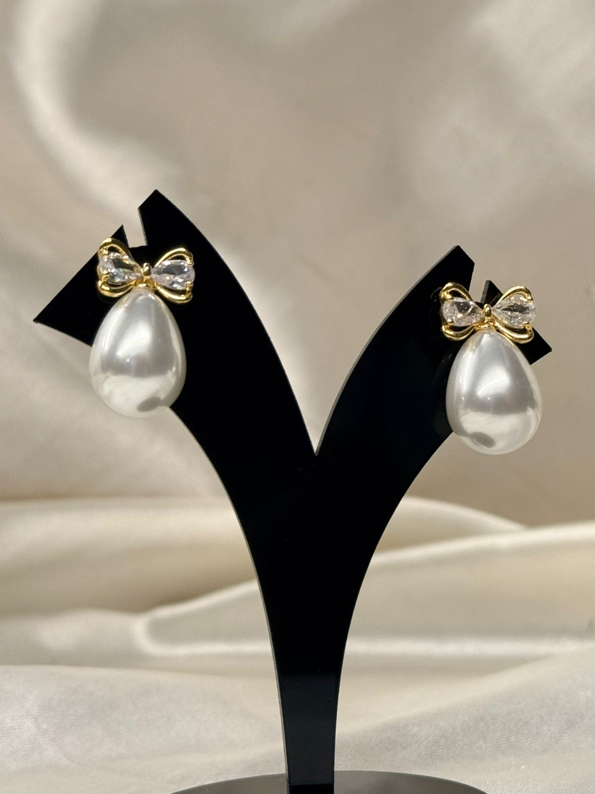 Elegant Pearl Drop Bow Earrings,llb792