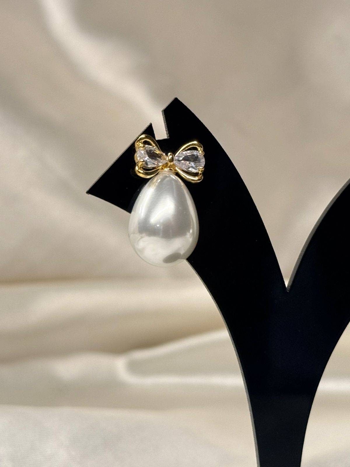 Elegant Pearl Drop Bow Earrings,llb792
