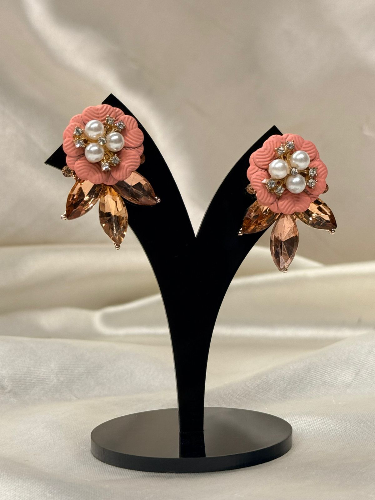 Pink Floral Pearl Crystal Stud Earrings,llb791