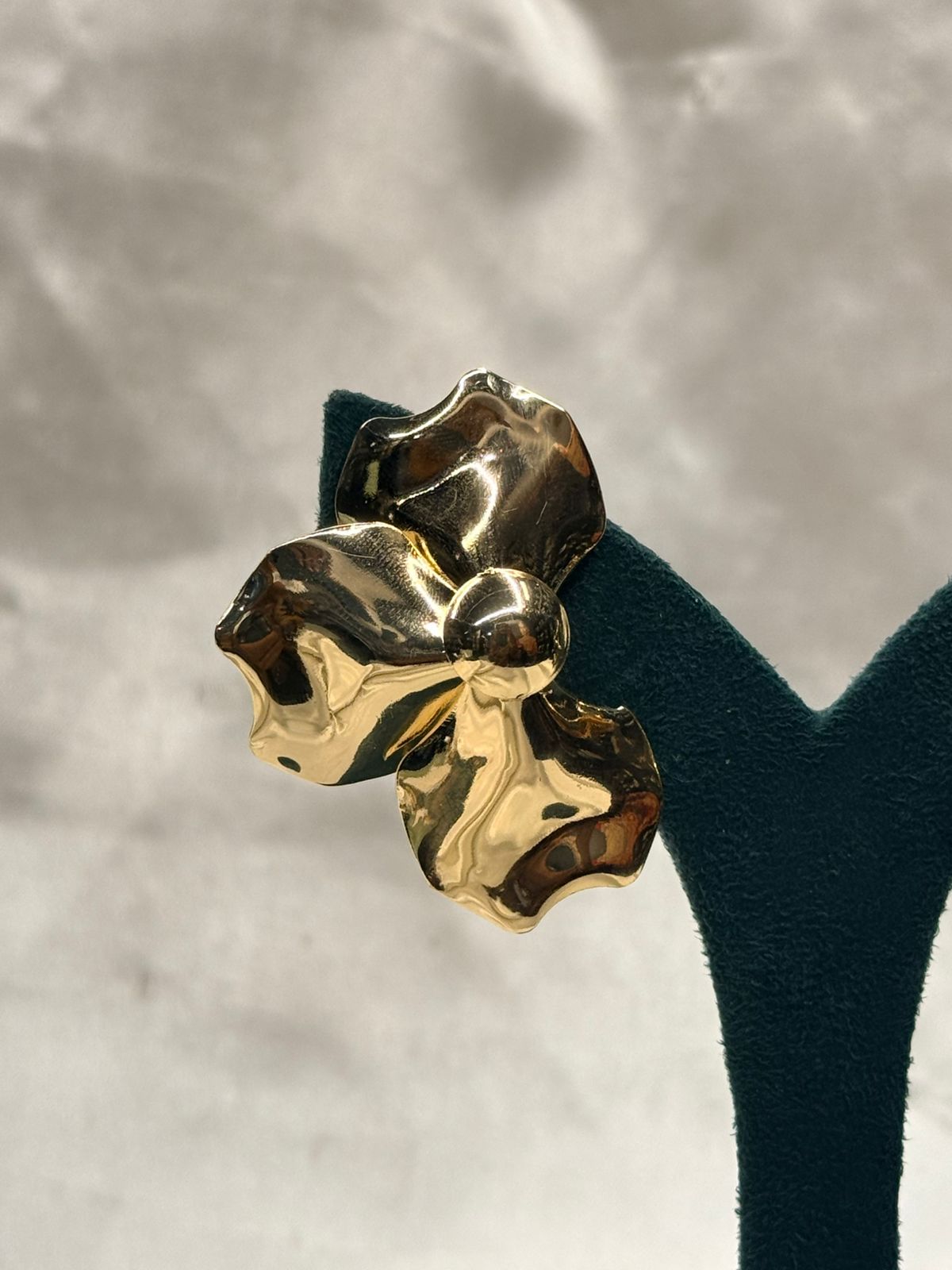 Elegant Gold Flower Statement Earrings,llb809