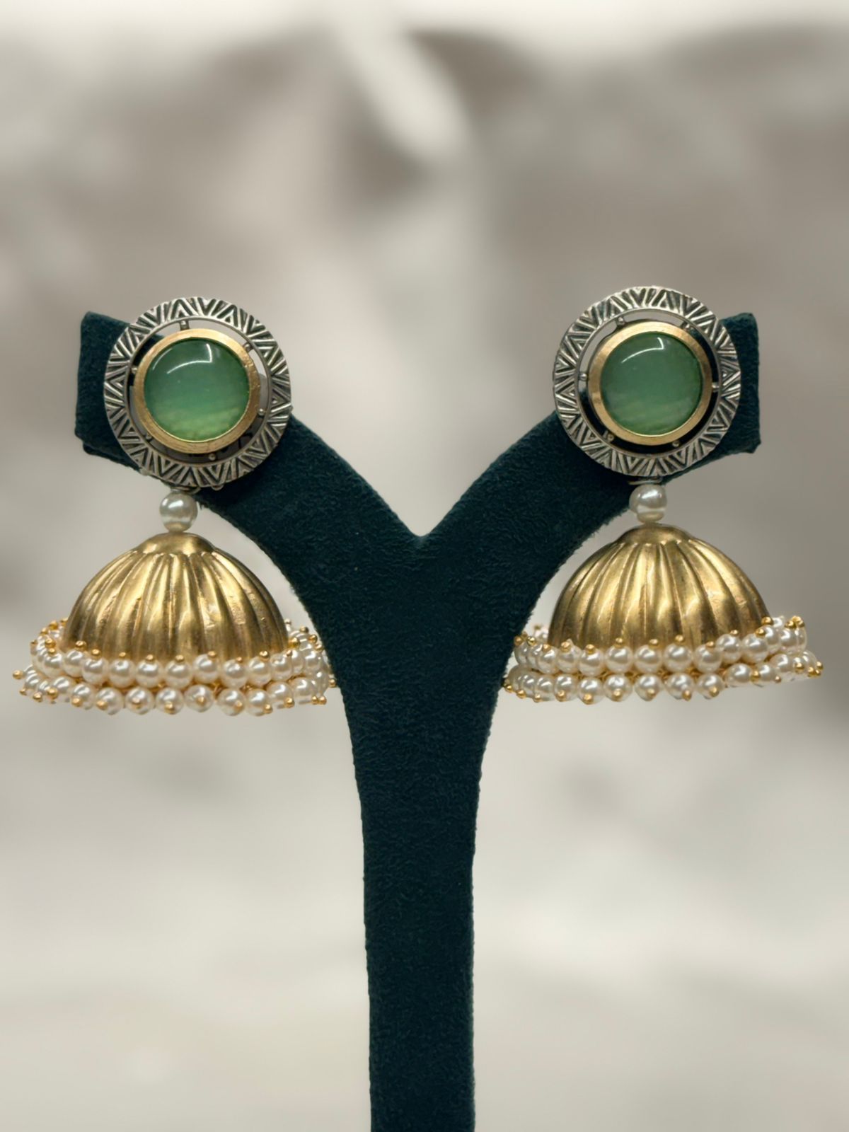 Traditional Gold Jhumka Earrings,llb810