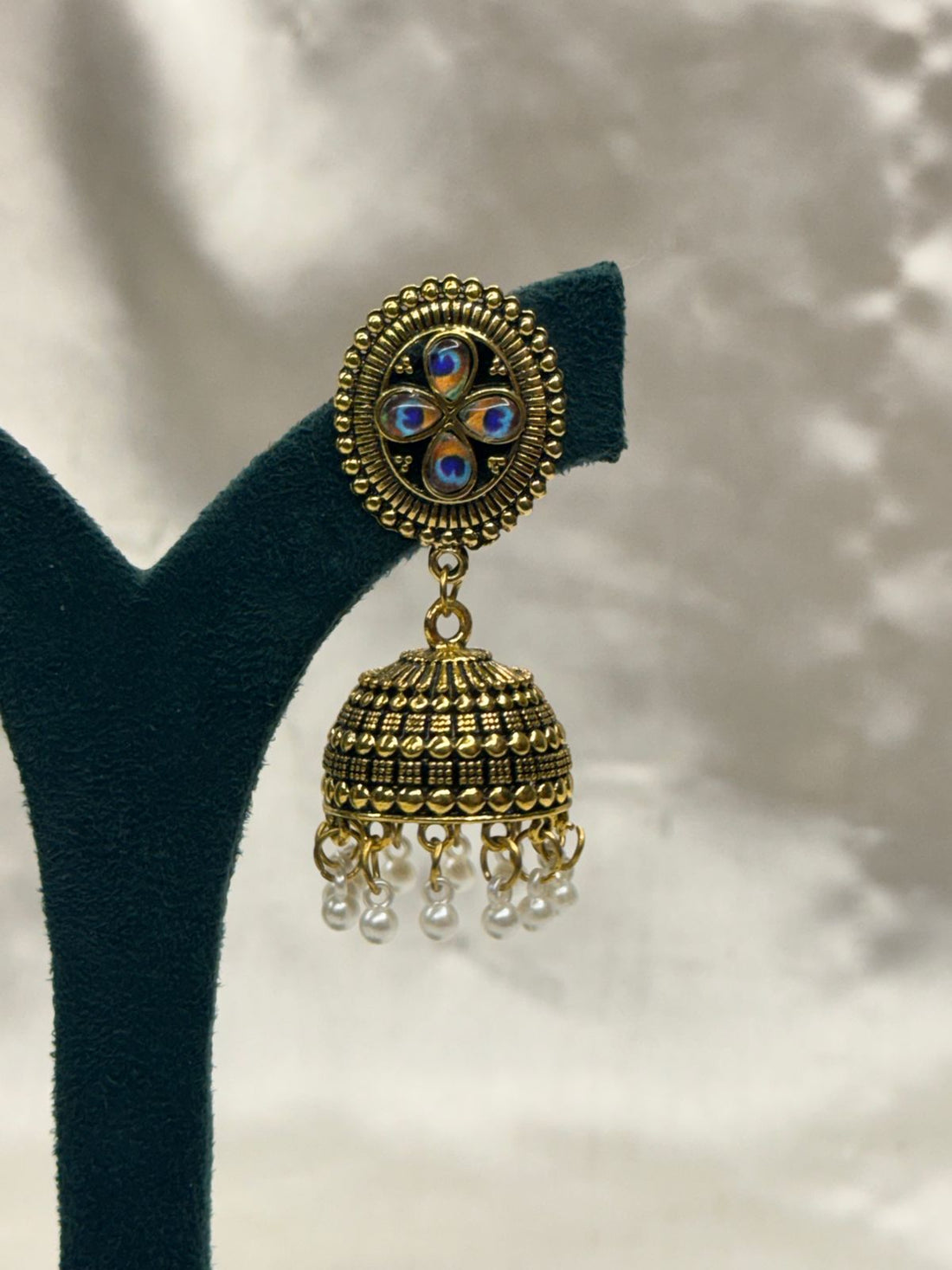 Antique Gold Peacock Stone Jhumka Earrings,llb813