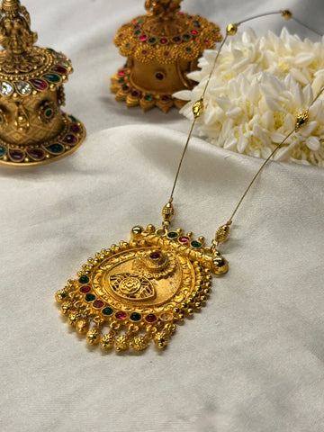 Exquisite Gold-Plated Teardrop Temple Pendant,llb830