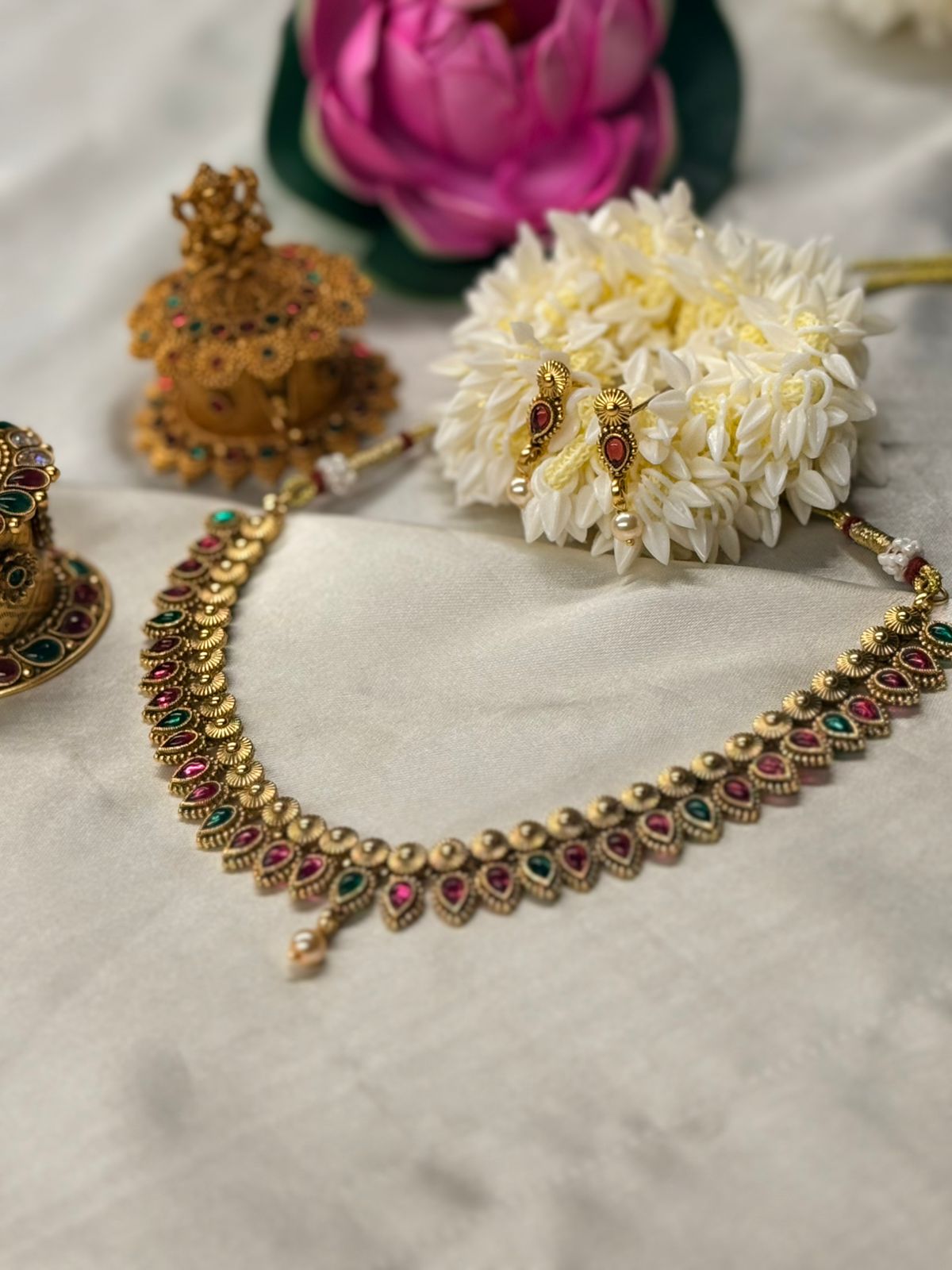 vishu collection,Antique Gold Palakka-Style Choker,llb834