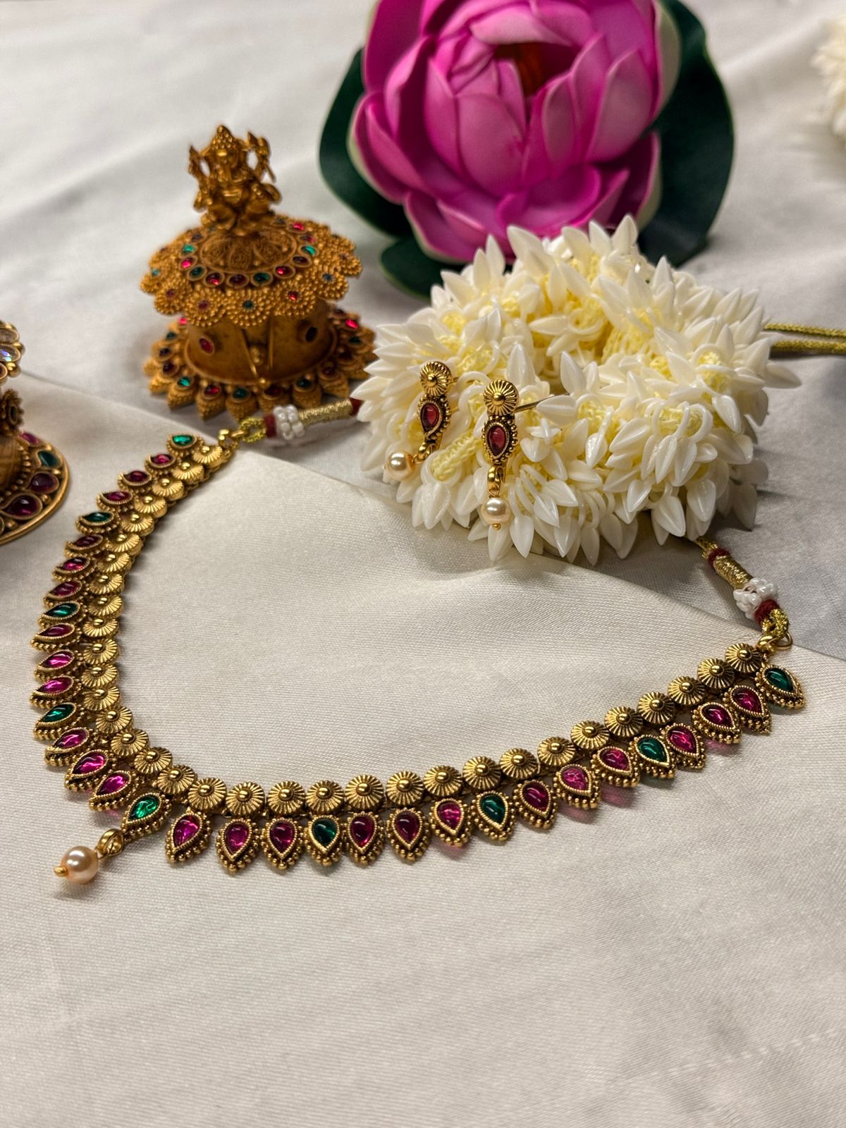 vishu collection,Antique Gold Palakka-Style Choker,llb834