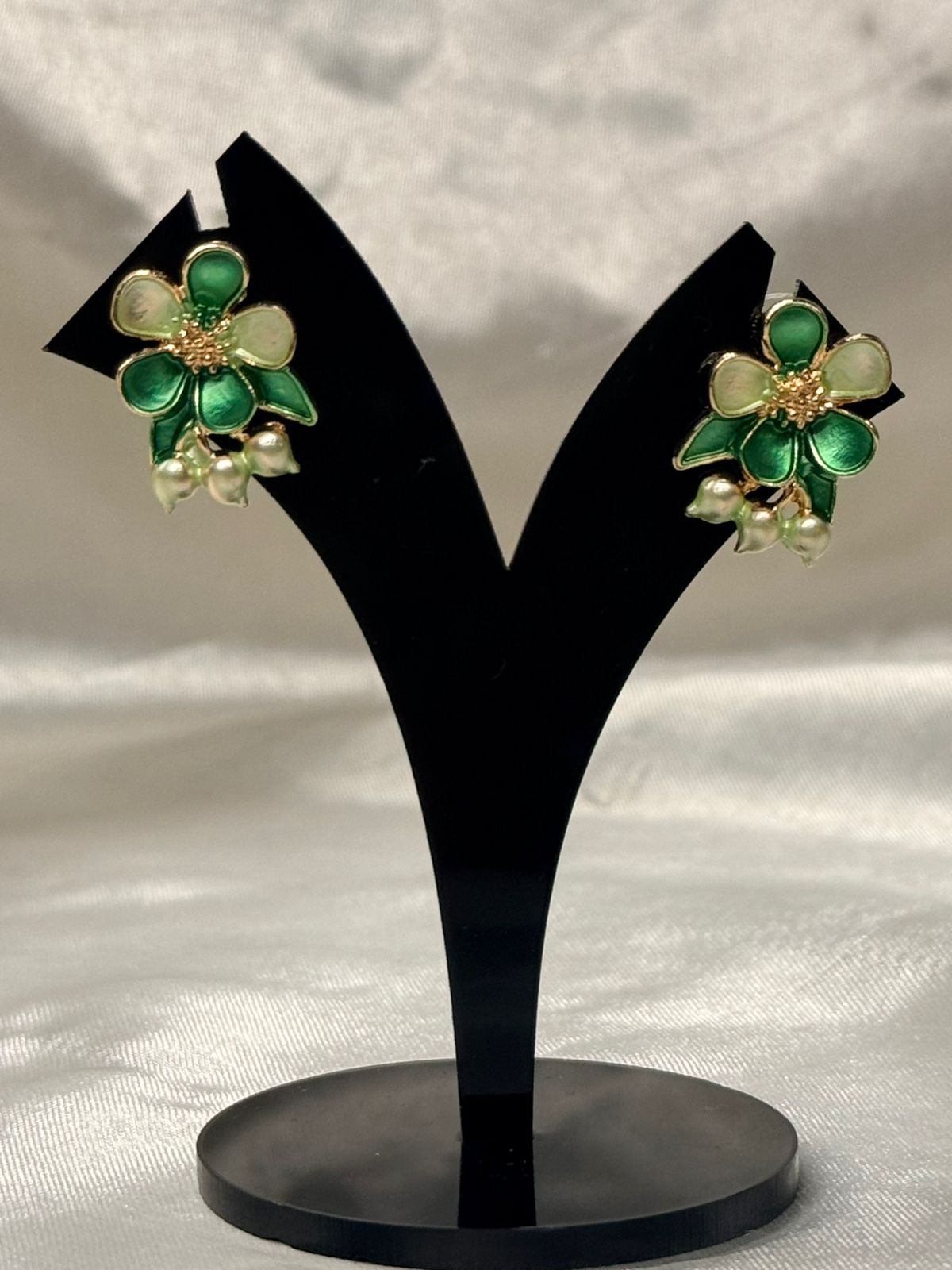 Green Enamel Floral Stud Earrings,llb843