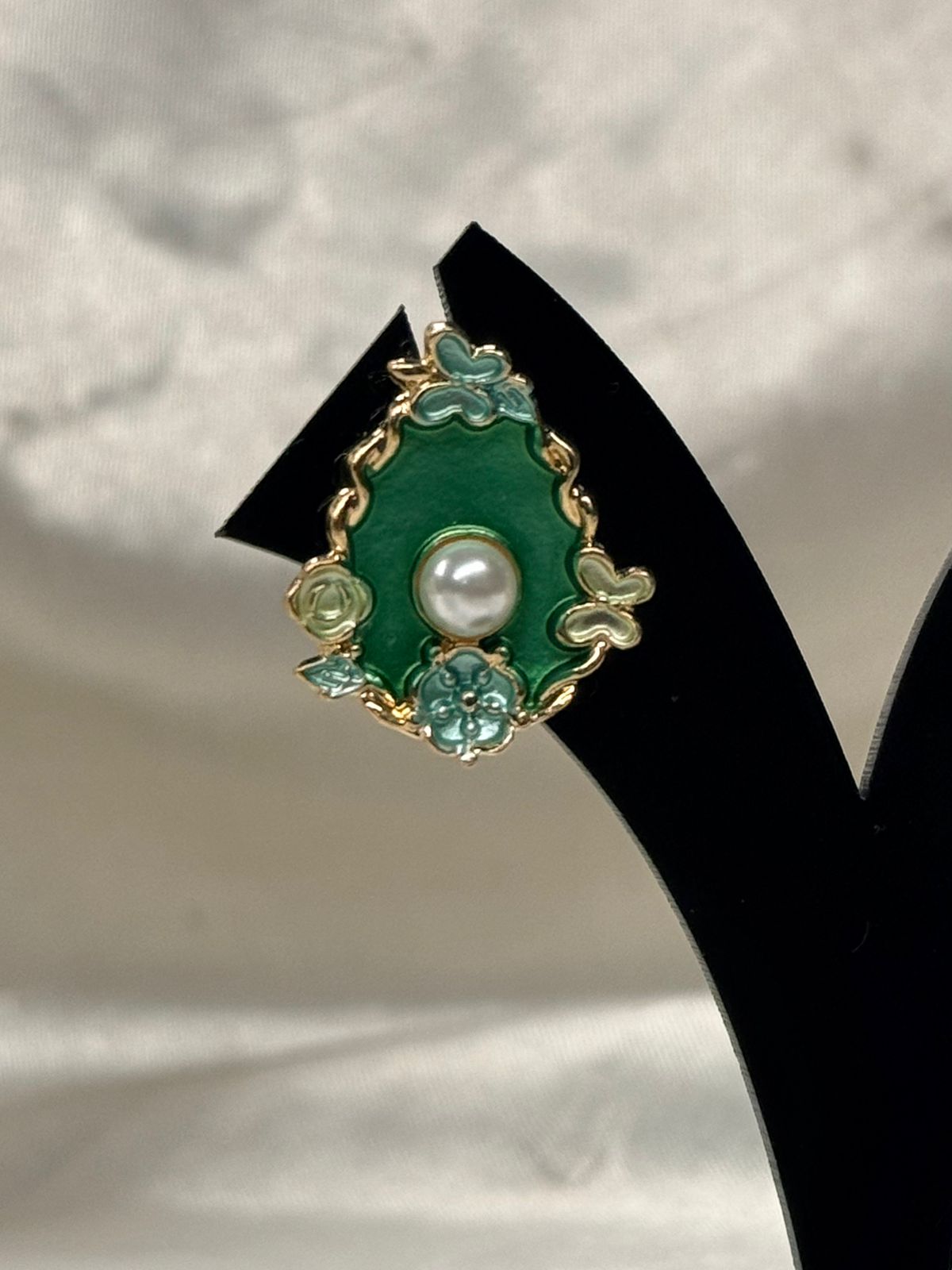 Vintage Green Enamel Pearl Floral Stud Earrings,llb840