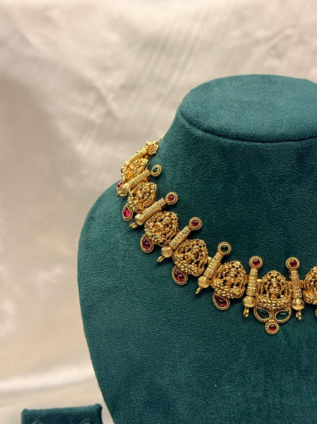 vishu collection,Traditional Temple Jewelry Gold Necklace Set,llb855