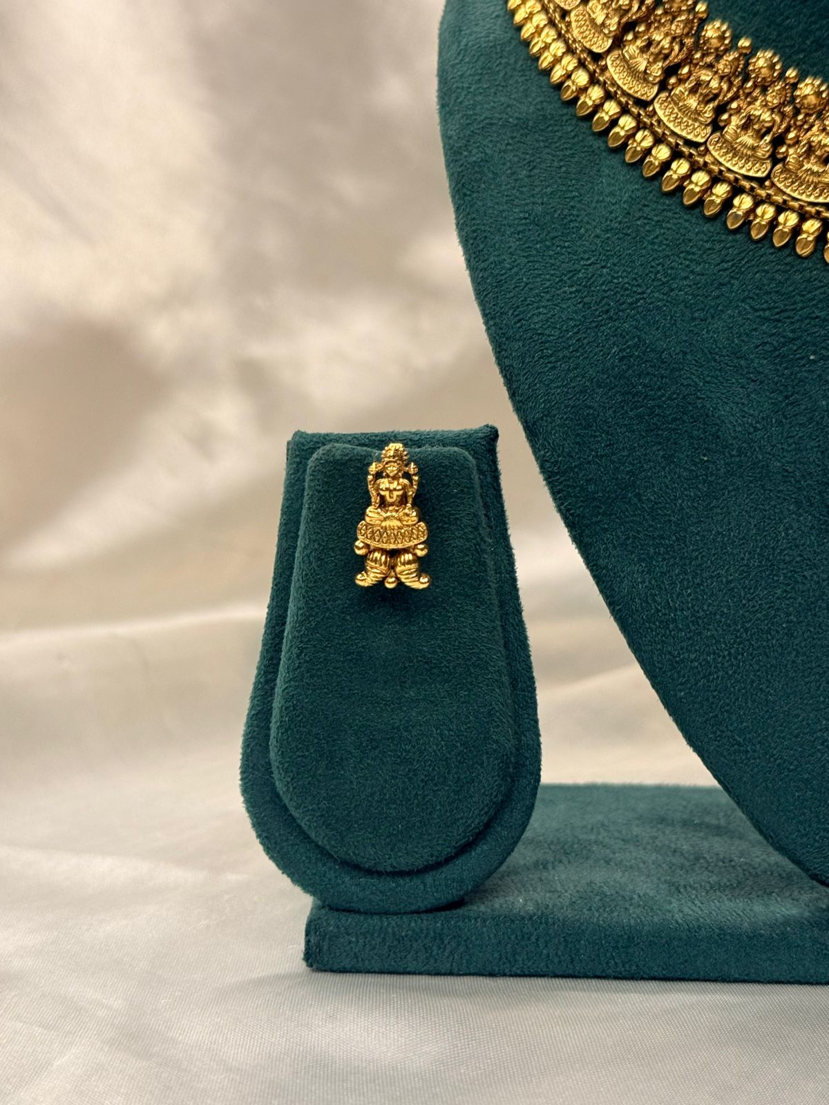 vishu collection,Antique Gold Temple Lakshmi Necklace Set,llb860