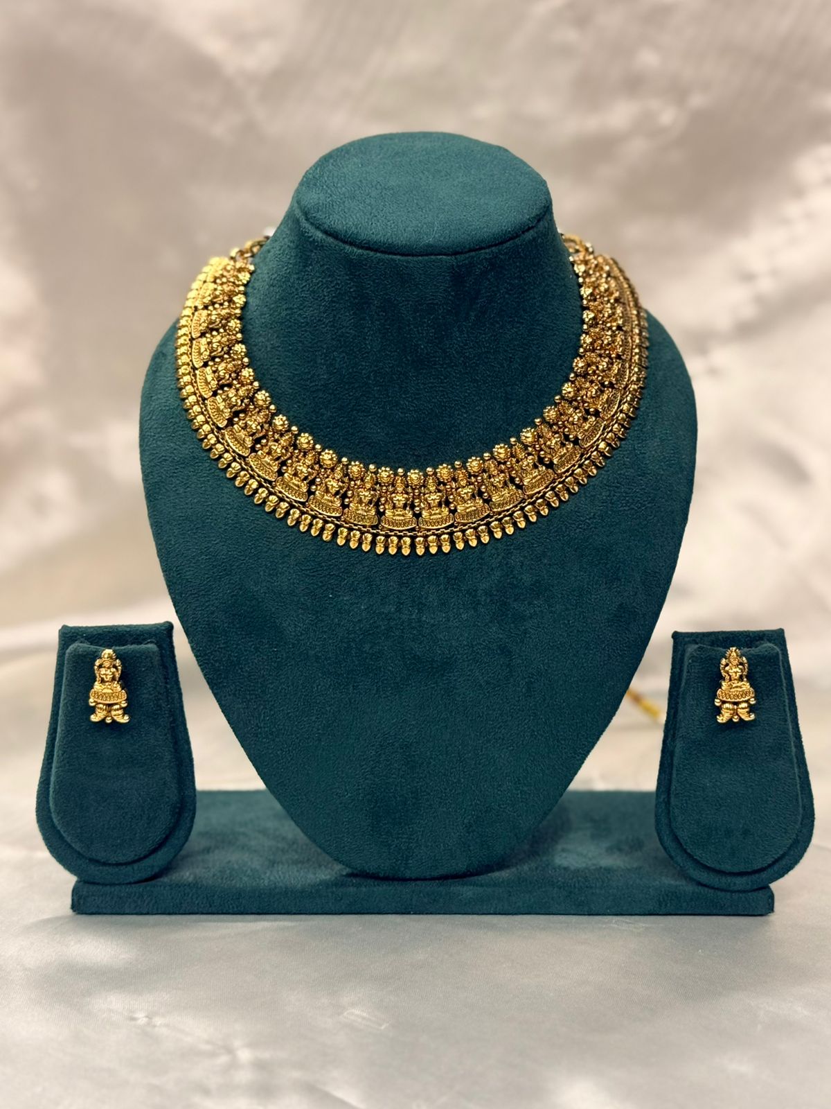 vishu collection,Antique Gold Temple Lakshmi Necklace Set,llb860