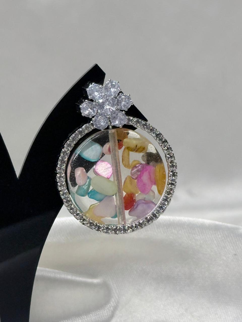 western look earring.llb580
