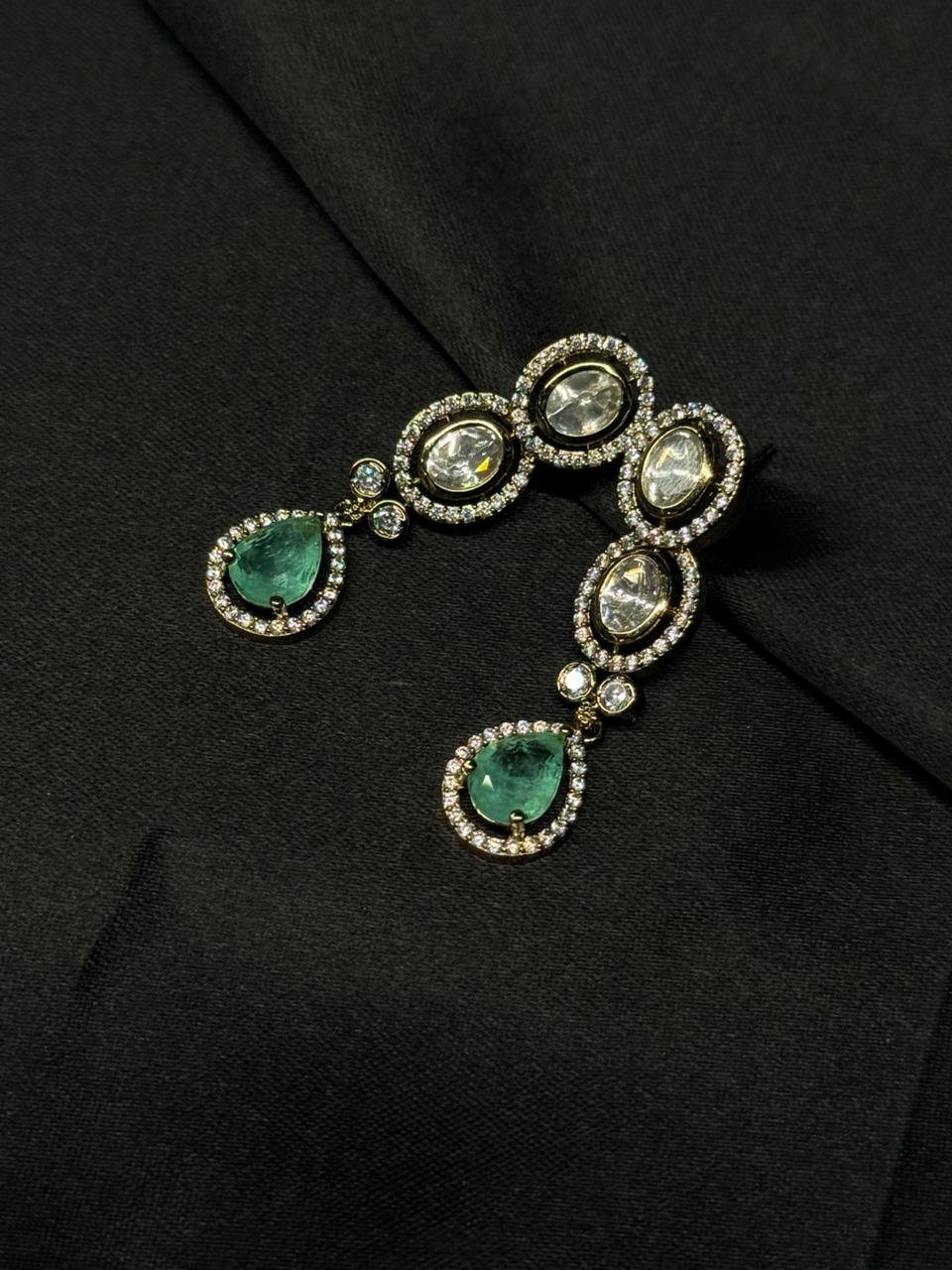 Green Tear-Drop Stone Necklace Set | Premium Crystal Jewelleryllb325