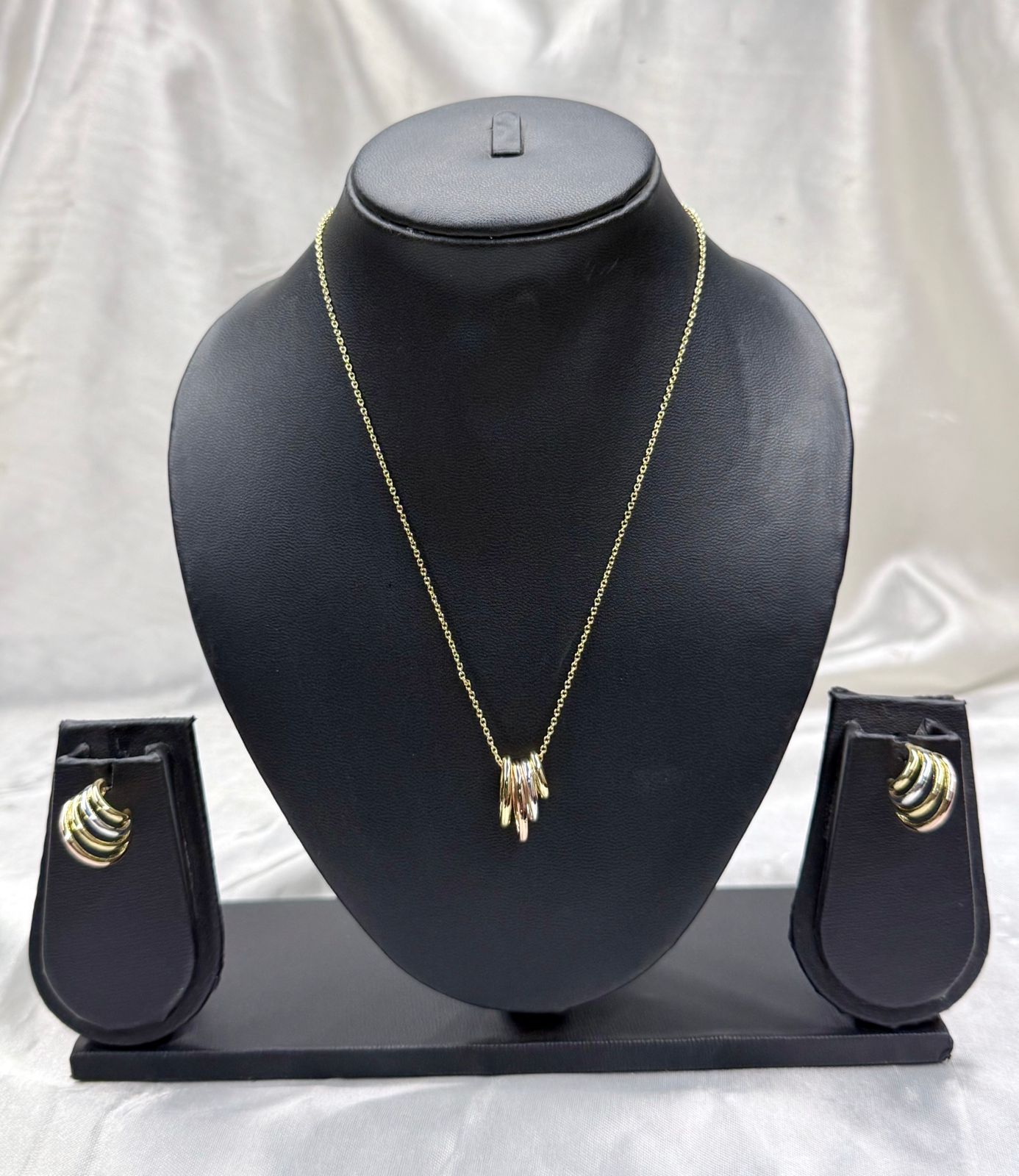 Gold, Silver, & Rose Gold Oval Link Necklace,llb567