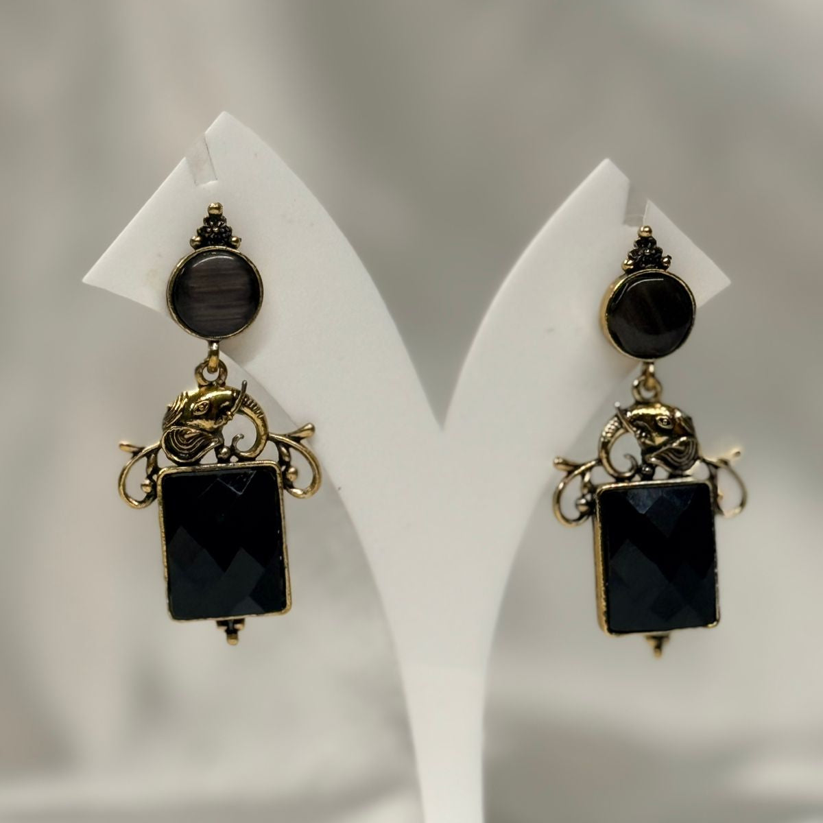 Antique Gold Elephant Drop Earrings,llb6647