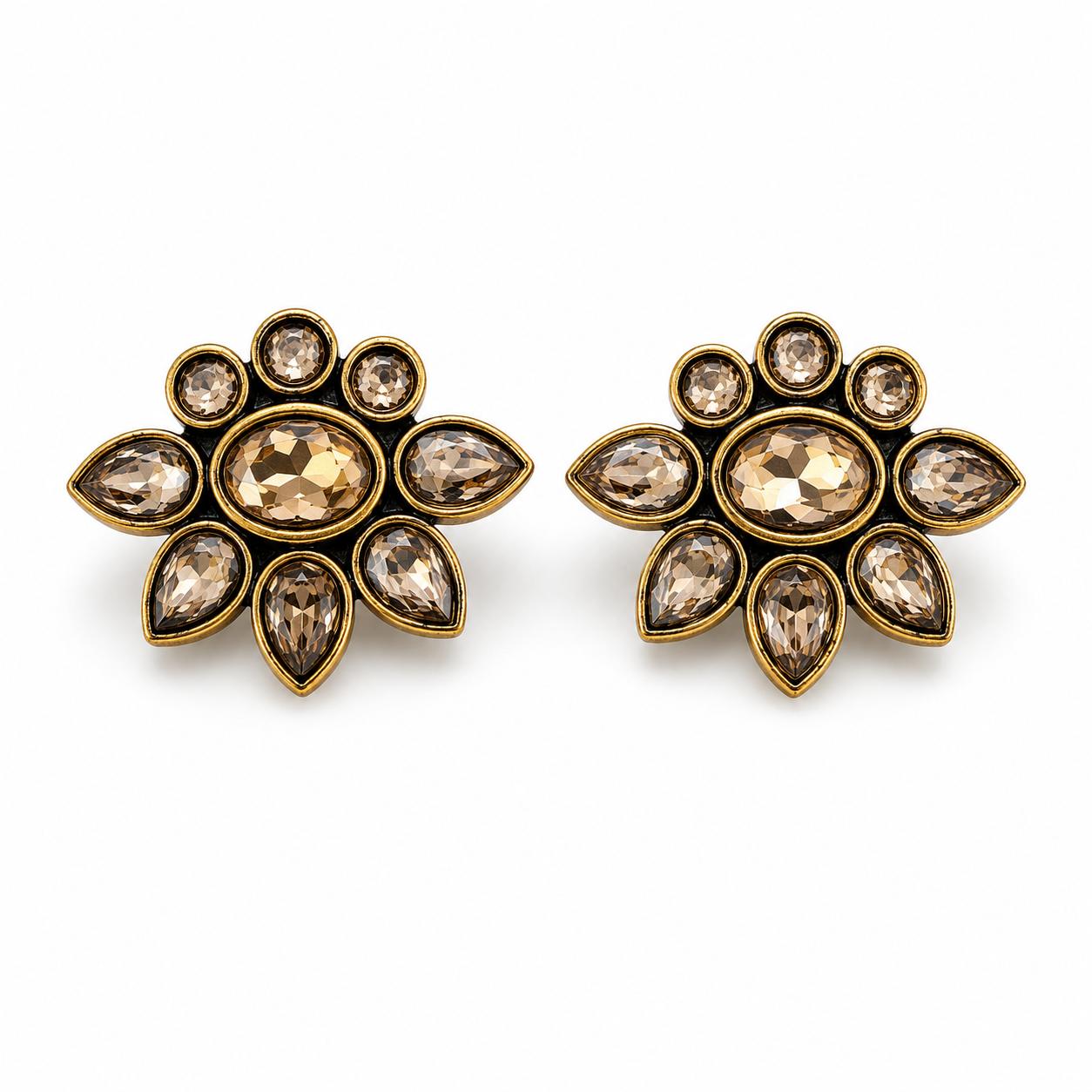 Champagne Crystal Floral Cluster Stud Earrings / llb024