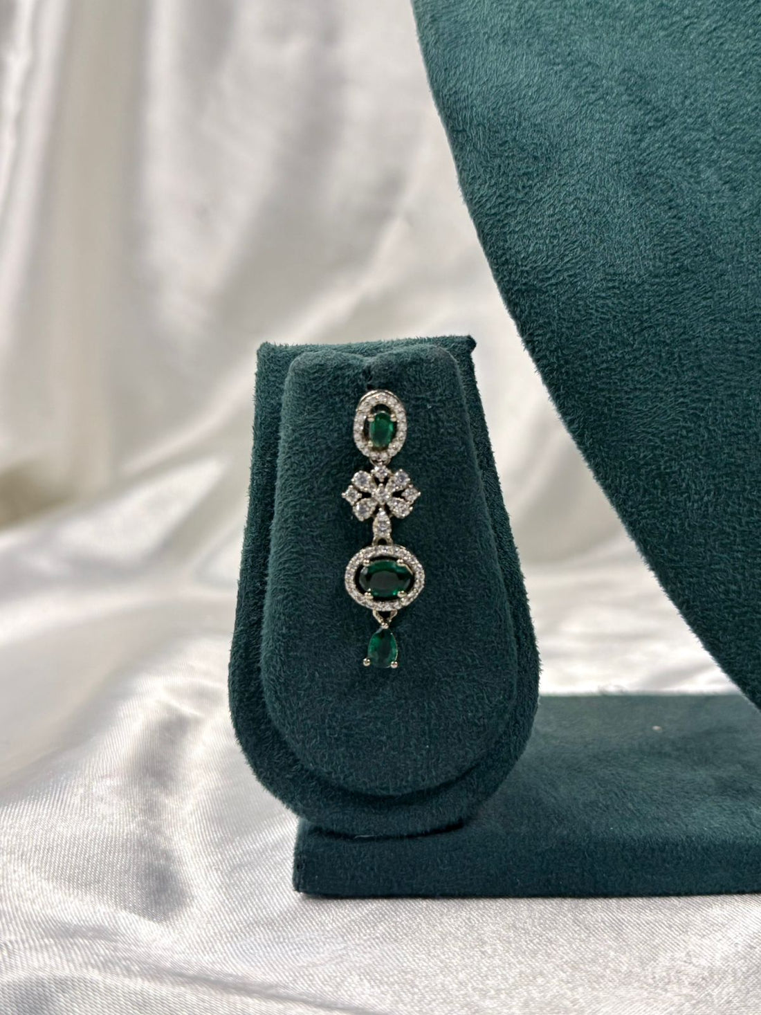 Luxury Emerald Green Diamond Look Necklace Set with Drop Pendan,llb430