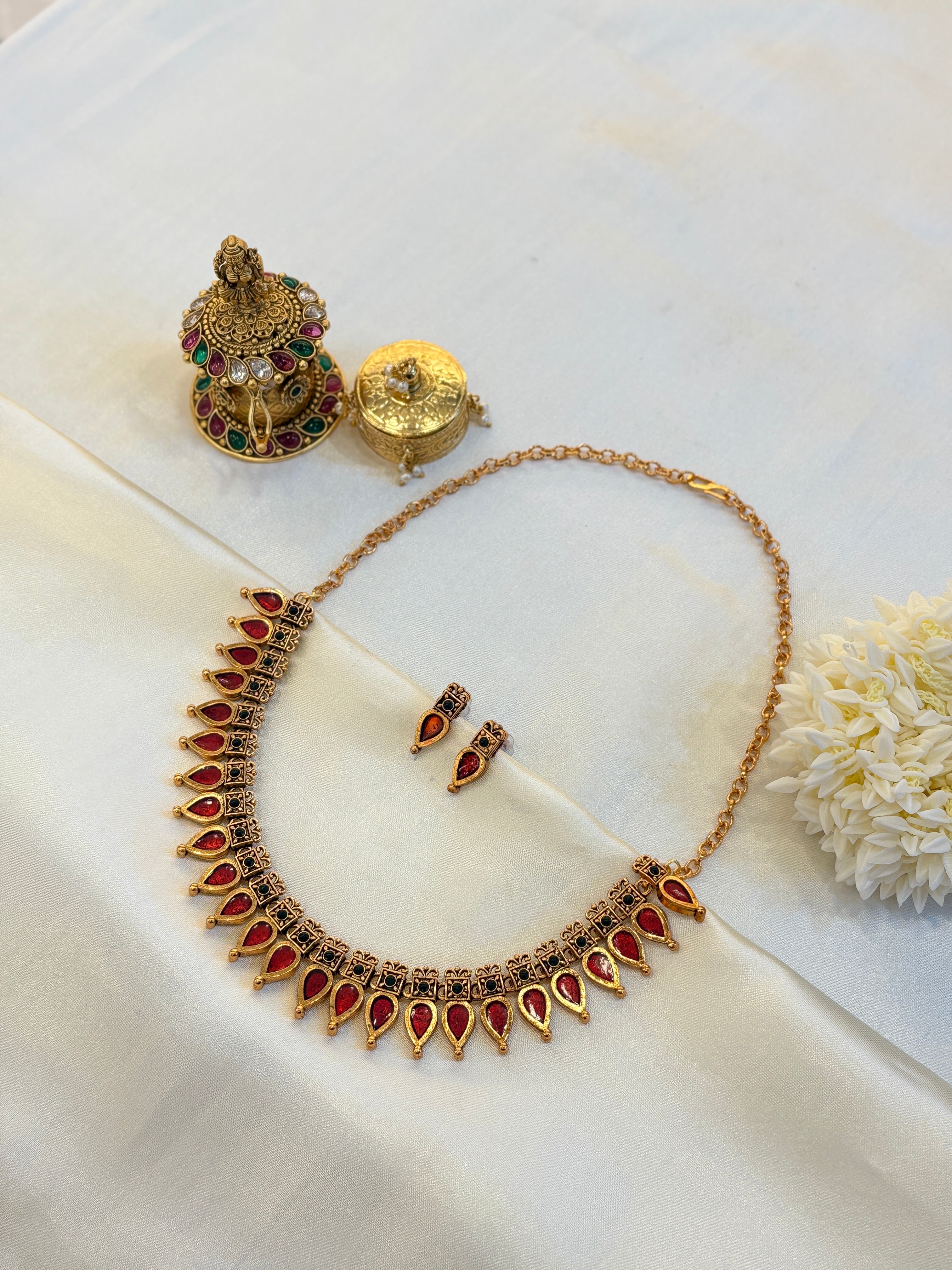 Antique Gold Necklace with Red Palakka
