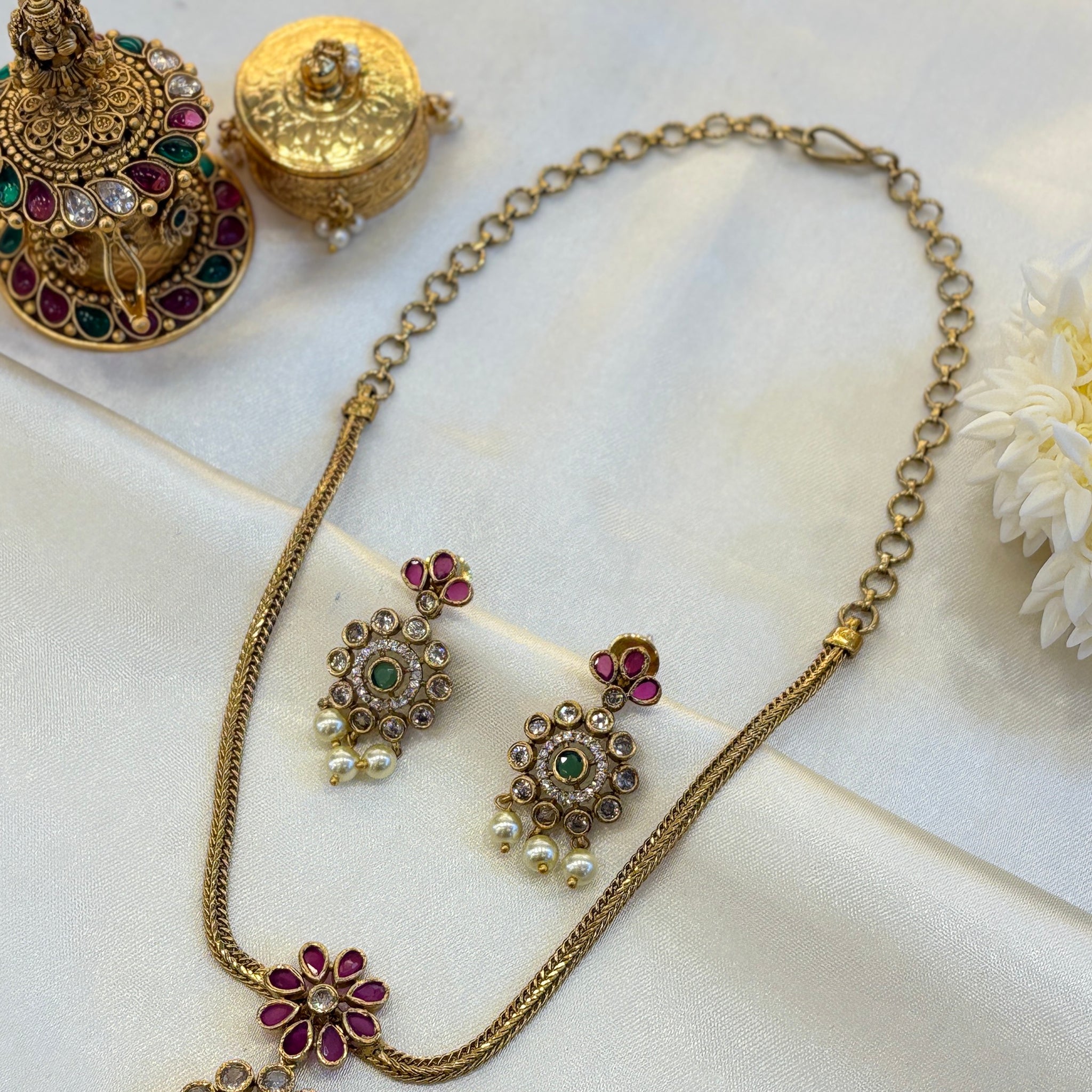 Antique Gold Attigai Necklace with kemp stones and pearl drops