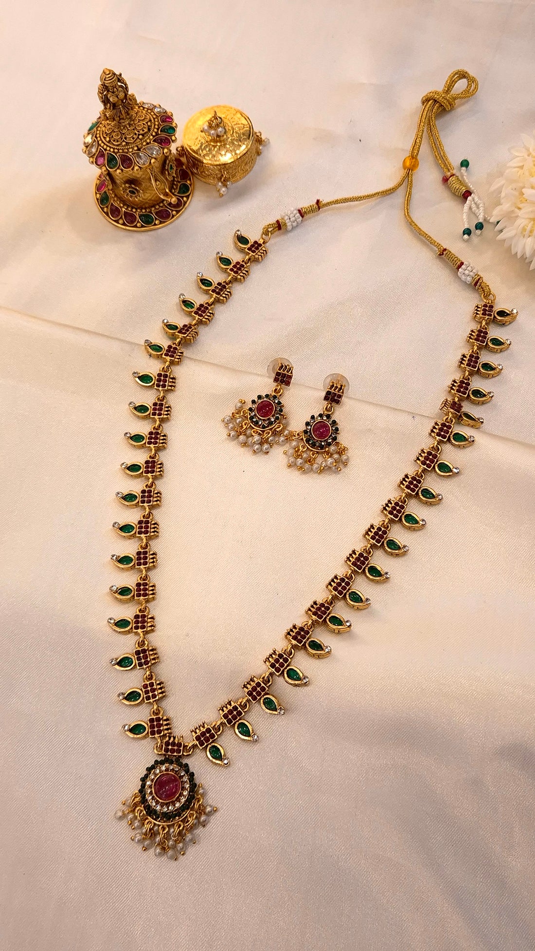 Traditional Long Palakka mala set in Antique Gold