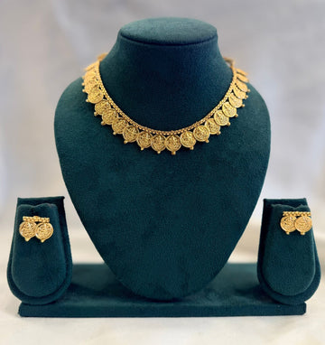 Antique Gold Lakshmi Kasu Coin Choker Necklace Set with Coin Stud Earrings | llb957