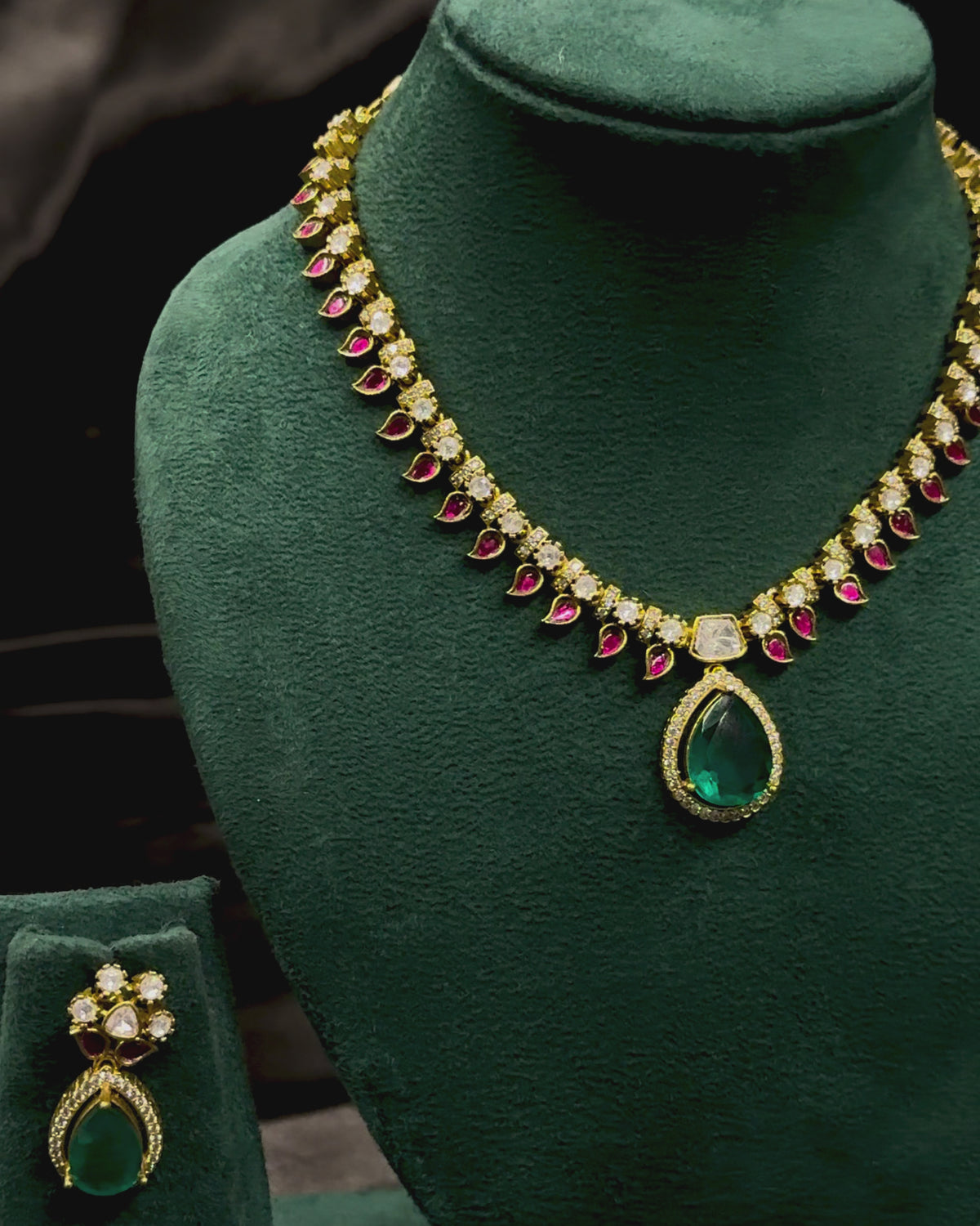 Gold Emerald & Ruby Necklace Set with Teardrop Pendant | ONK355
