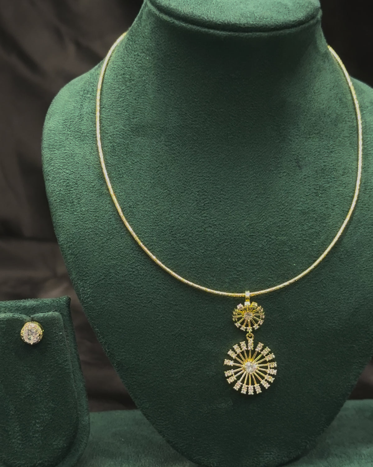 Elegant Gold Finish Pendant Necklace Set with Earrings | T302702501