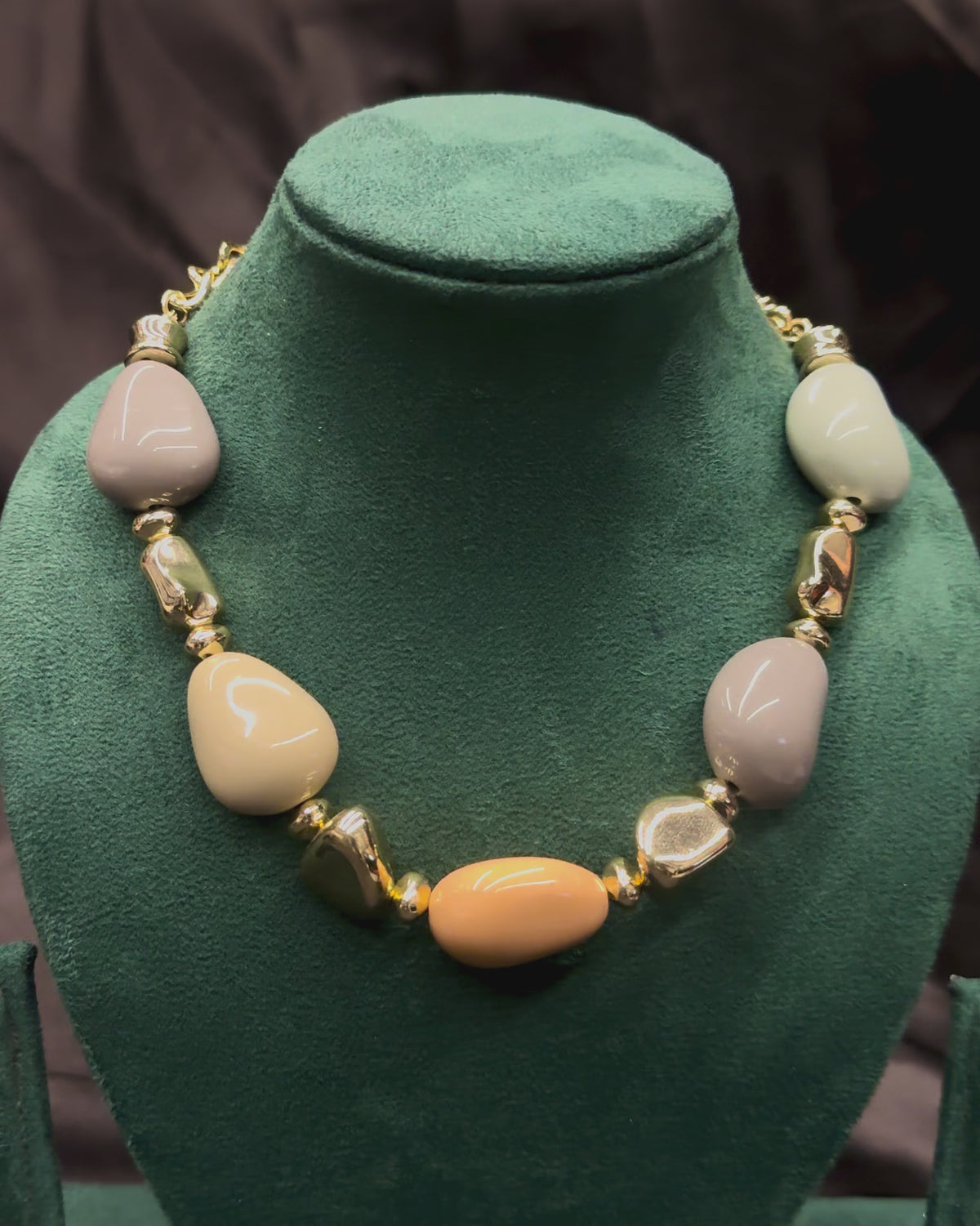 Beige & Gold Beaded Necklace - Elegant Statement Jewellery for Women | T302615435